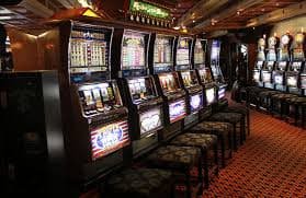 gkk99 app မိုဘိုင်းအက်ပ် မှတဆင့် Live Casino Baccarat ကစားနေသောမြင်ကွင်း