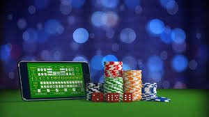 gkk99 app မိုဘိုင်းအက်ပ် smartphone ဖြင့် Football Betting ကစားနေသောမြင်ကွင်း